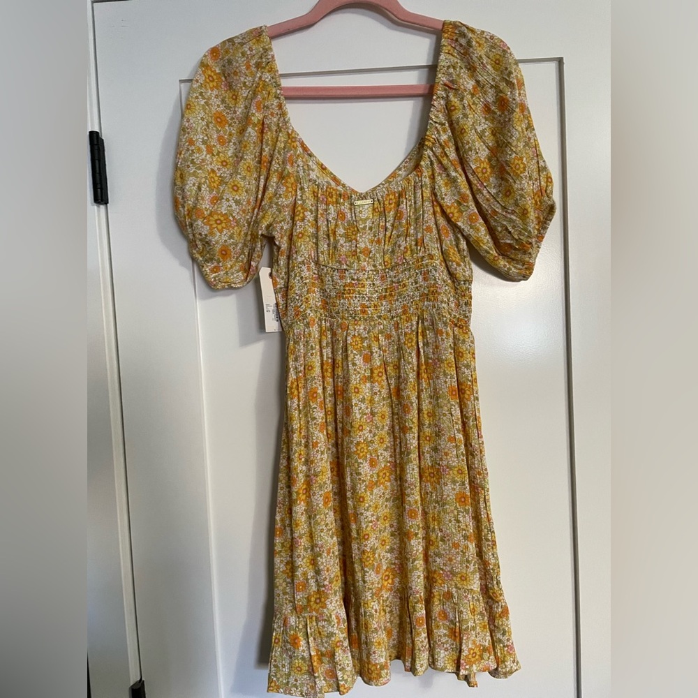 Billabong Something Pretty floral mini Dress NWT - Picture 3 of 12